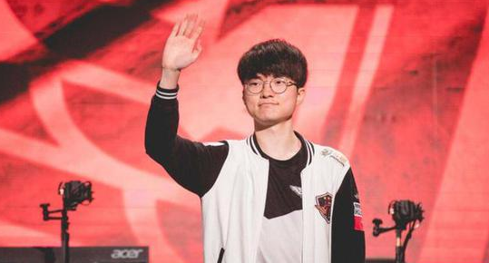 荣誉与球迷 荣誉与球迷