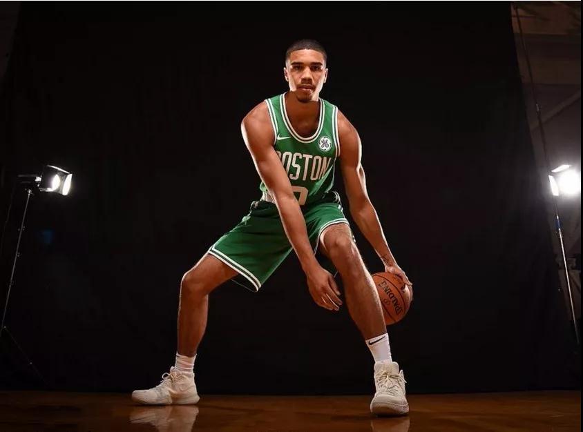 明的個人特 明的個人特