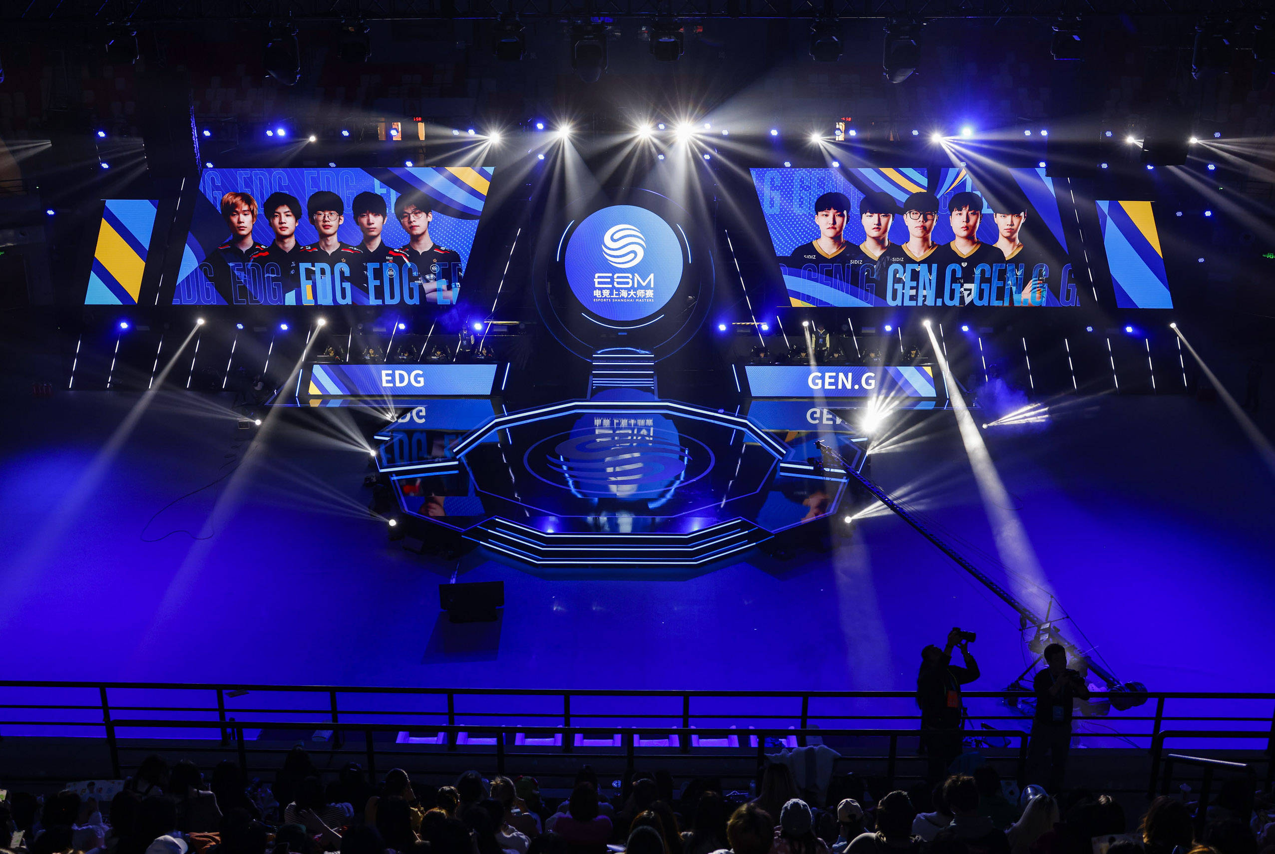 他在进攻组 他在进攻组