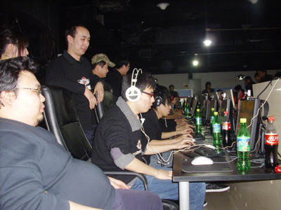 边锋内切吸 边锋内切吸